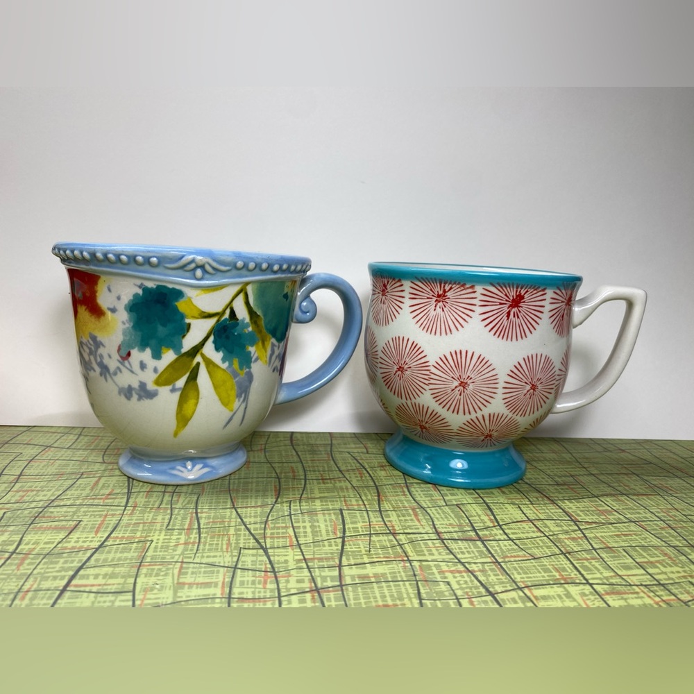The Pioneer Woman mugs